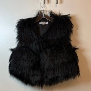 WD.NY Black Faux Fur Vest | M